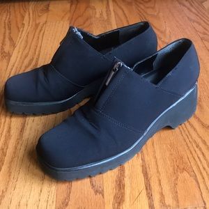 Bandolino lipstick fabric wedge heels